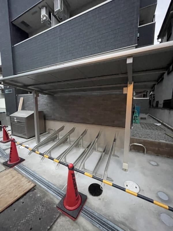 敷地内/建物