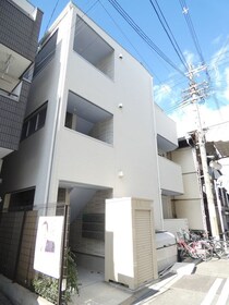 大阪環状線 大正駅 3階建 築7年の外観写真