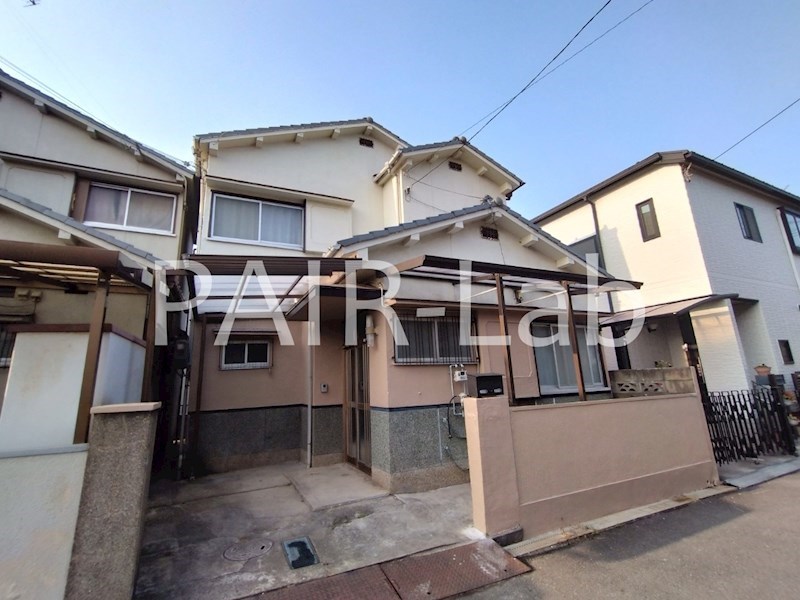 平岡町高畑戸建て