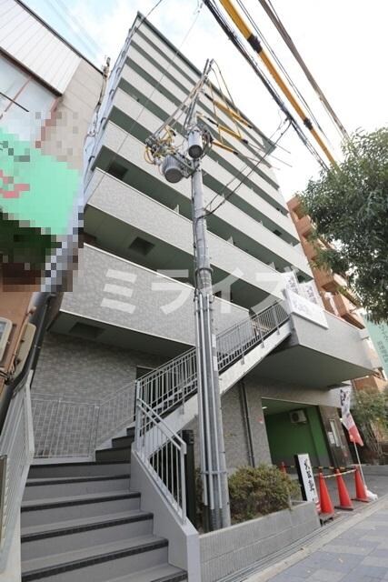 ロイヤルクィーンズパーク吹田片山町の物件外観写真