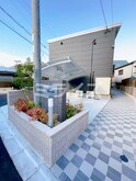 Placide(プラシード)