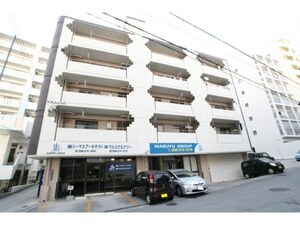 マンション１３６外観写真