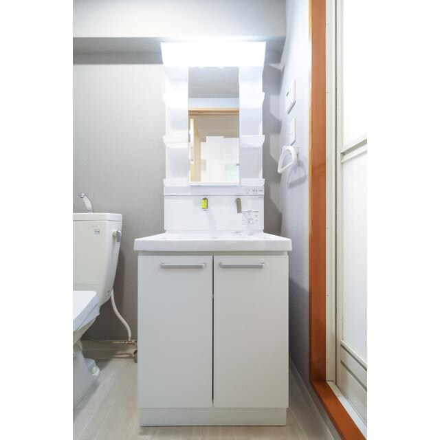 物件内観写真9　(洗面所)