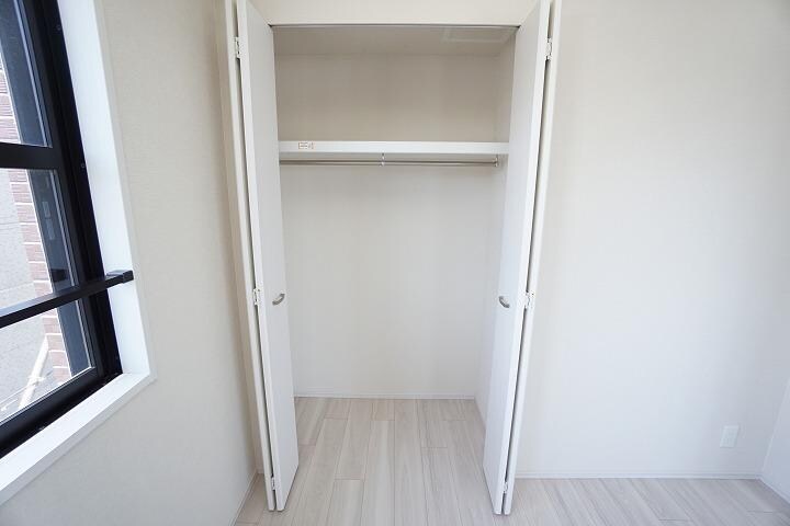 物件内観写真7　(収納)