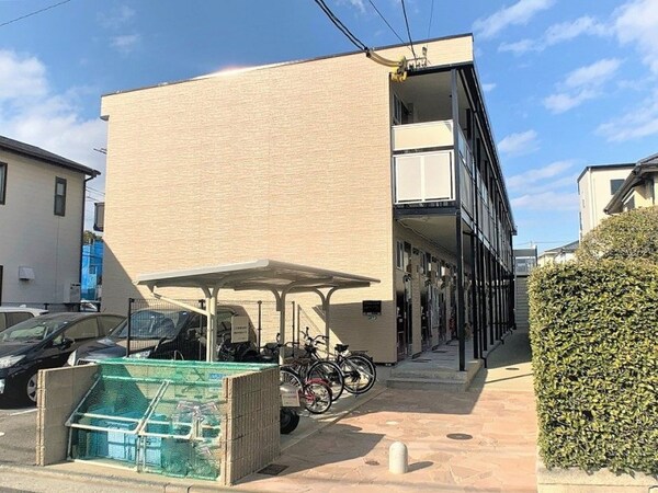 建物外観(2022年11月に外壁塗装しました。)