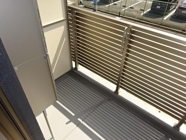 物件内観写真8　(ベランダ)