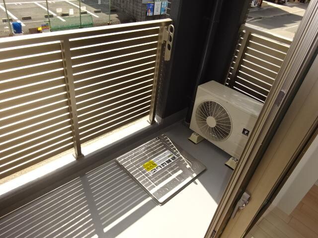 物件内観写真9　(ベランダ)