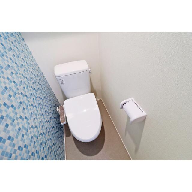 物件内観写真8　(トイレ)