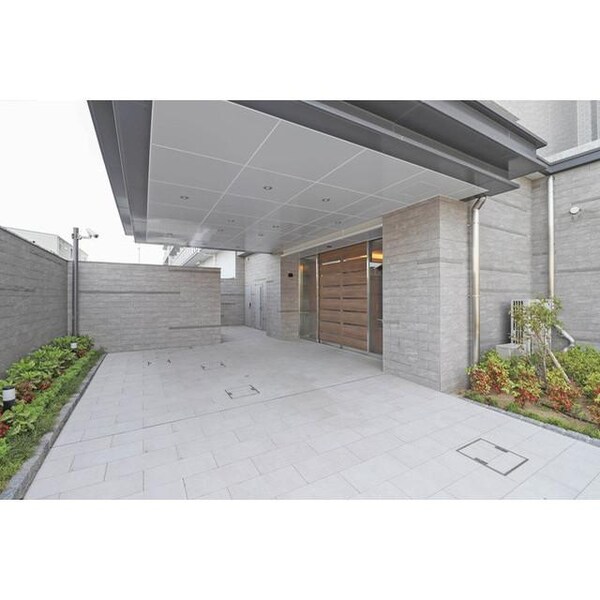 エントランス(エントランス)