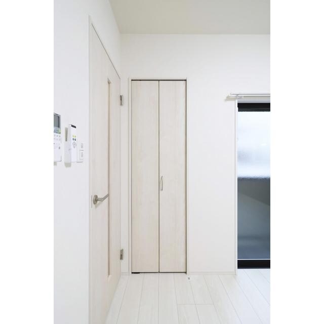 物件内観写真7　(収納)