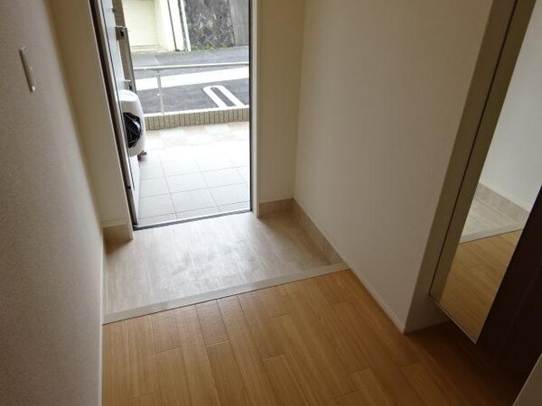 玄関(玄関)