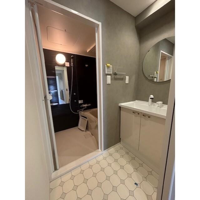 物件内観写真9　(洗面所)