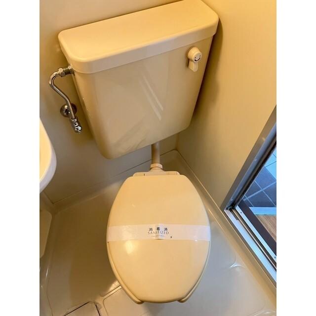 物件内観写真8　(トイレ)