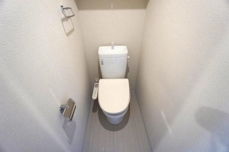 物件内観写真8　(トイレ)