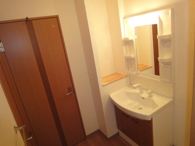 物件内観写真20　(洗髪洗面化粧台)