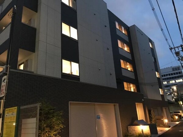 建物外観(外観写真（夜）)