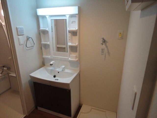 物件内観写真5　(洗面)