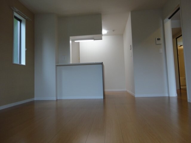 物件内観写真10　(リビング)