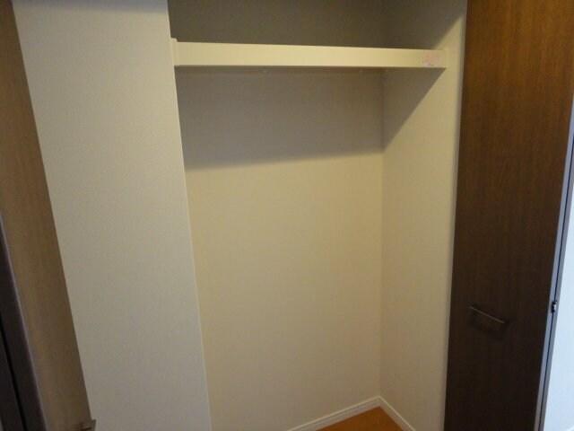物件内観写真14　(収納)