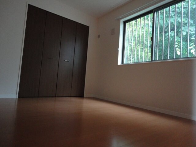 物件内観写真23　(洋室)