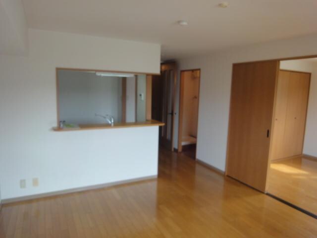 物件内観写真18　(リビング)