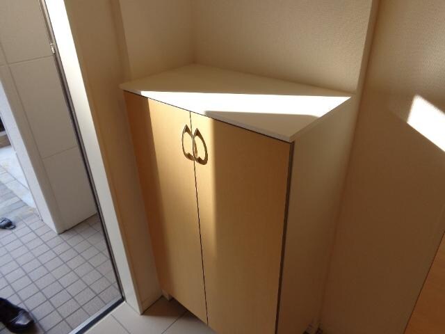 物件内観写真13　(玄関（イメージ）)