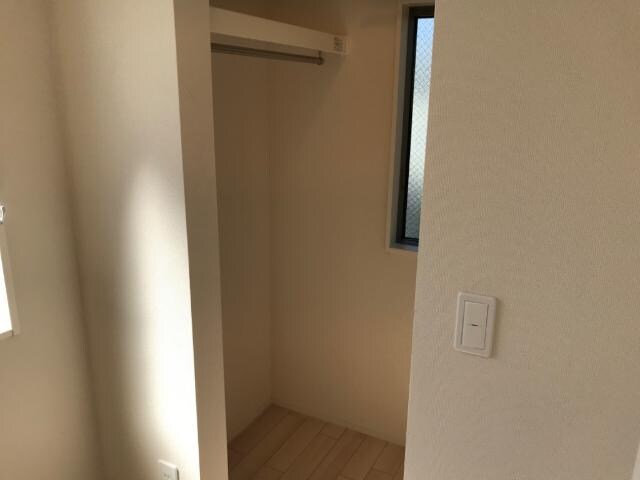 物件内観写真18　(WIC（イメージ）)