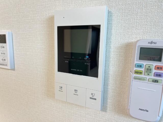 物件内観写真14　(カメラ付インターホン（イメージ）)