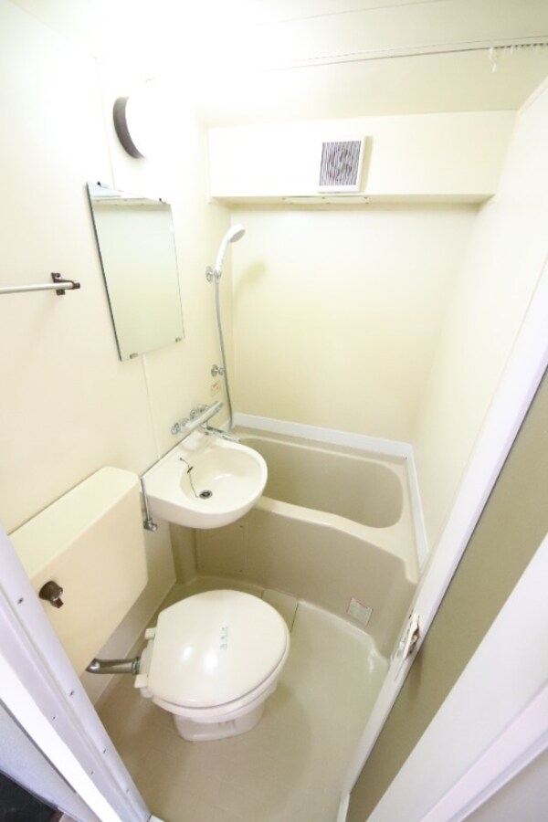 バス／シャワールーム等