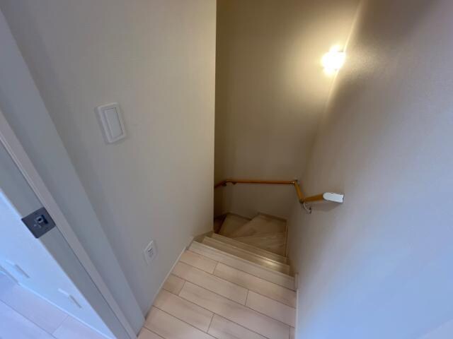 物件内観写真23　(廊下)