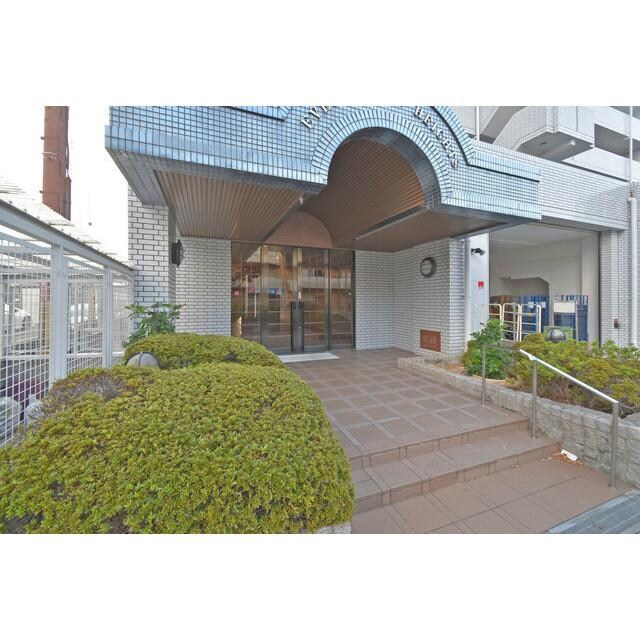 物件外観写真2　(エントランス)