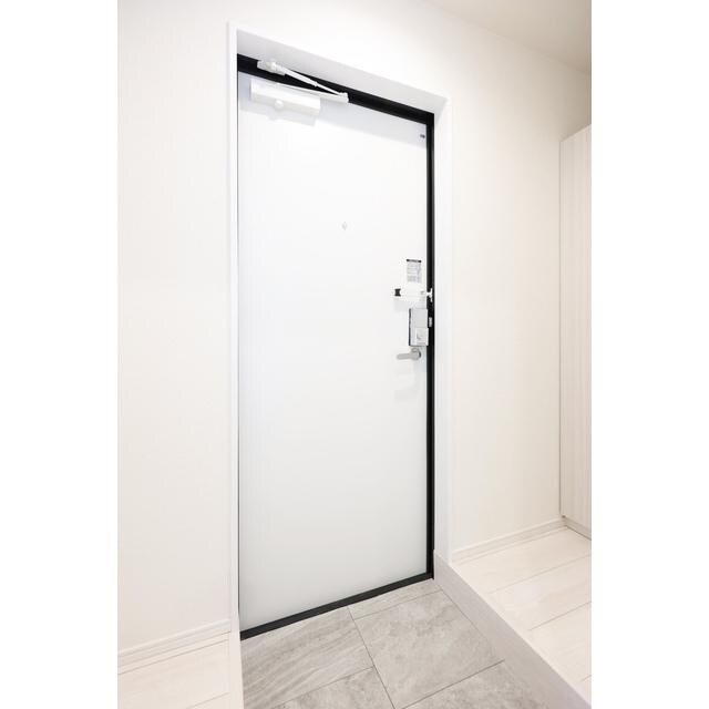 物件内観写真6　(玄関)