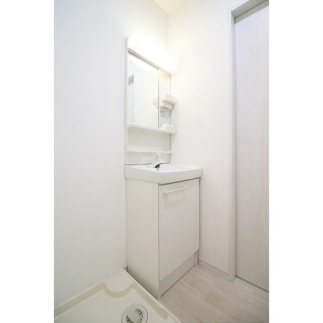 物件内観写真9　(洗面所)