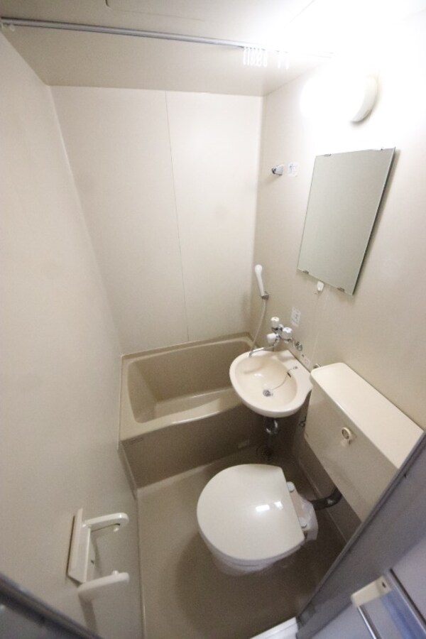 バス／シャワールーム等