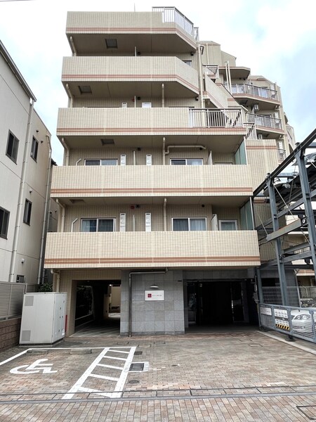 ドゥーエ西大島外観写真
