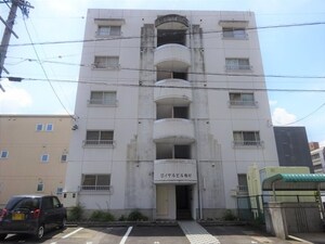 ロイヤルビル梅村外観写真
