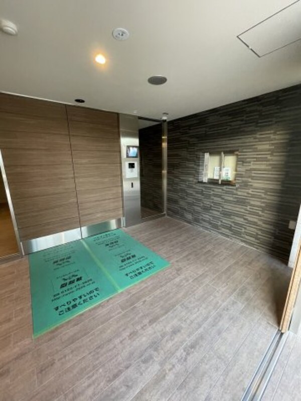 ロビー・ラウンジ