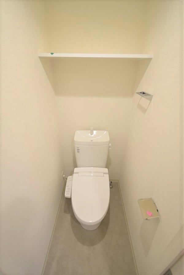 トイレ(同施工会社の同仕様写真です。)