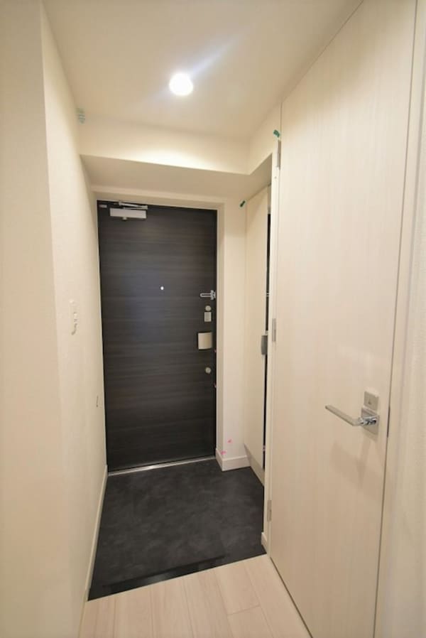 玄関(同施工会社の同仕様写真です。)