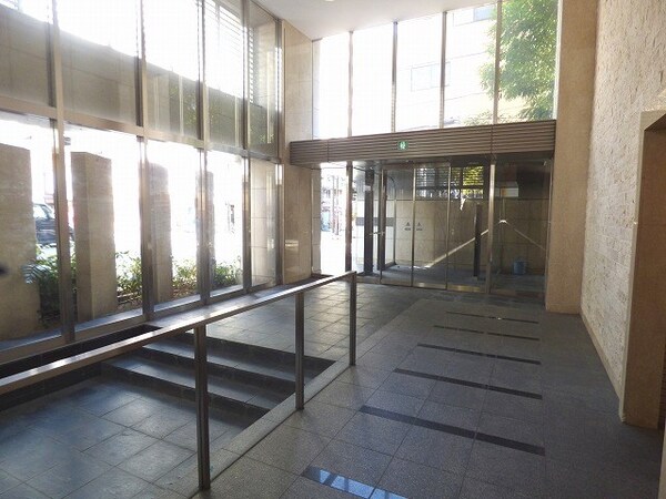 ロビー・ラウンジ