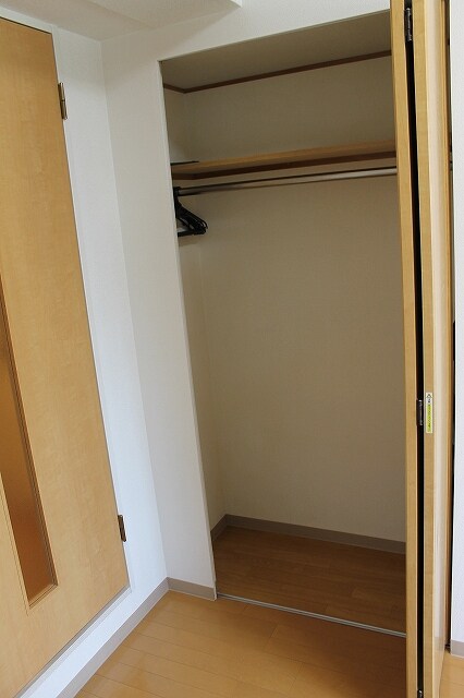 物件内観写真13　(クローゼット)