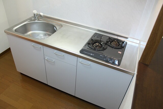 物件内観写真5　(システムキッチン)