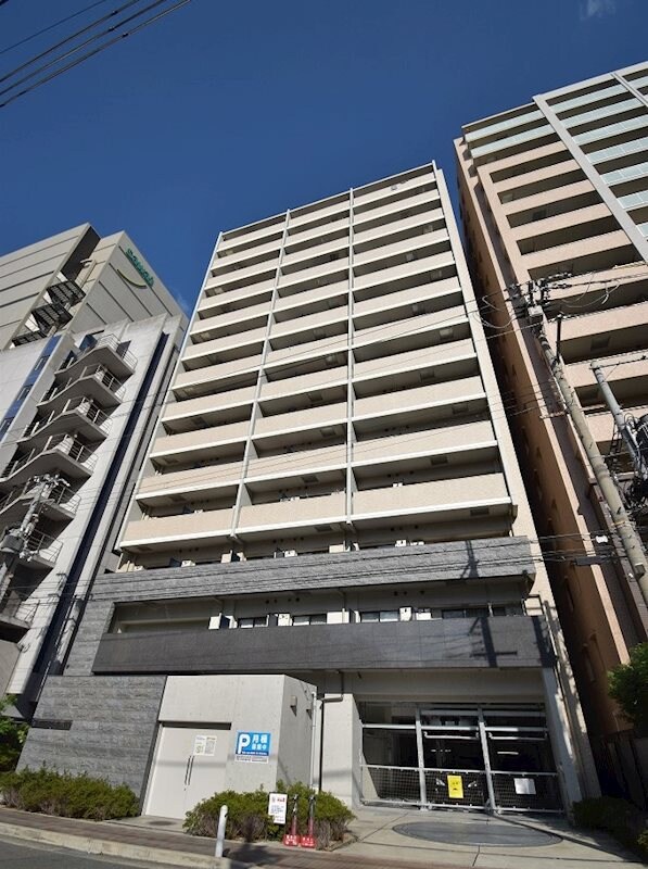 S-RESIDENCE江坂の物件外観写真