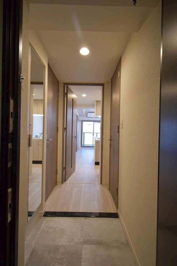 玄関(同施工会社の同仕様写真です。)