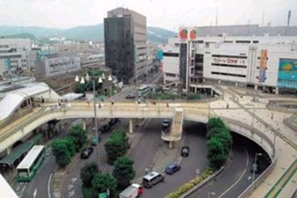 周辺環境(JR高槻駅（500m）)