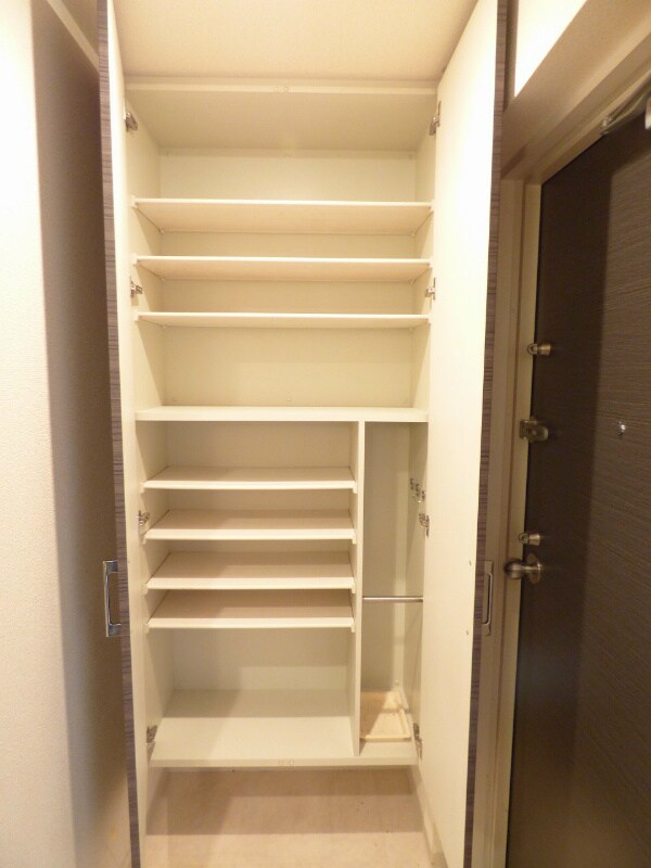 収納(シューズBOX)