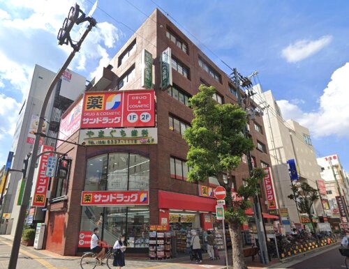 サンドラッグ江坂駅前店