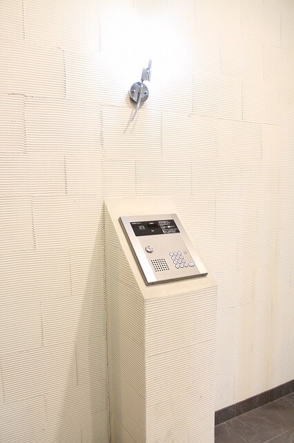 物件内観写真9　(オートロック)