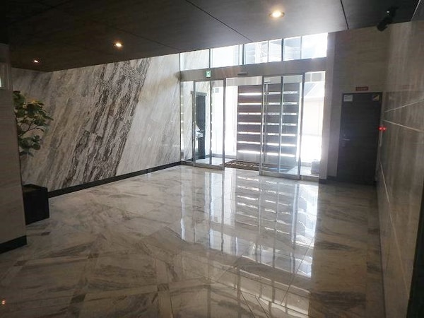 ロビー・ラウンジ