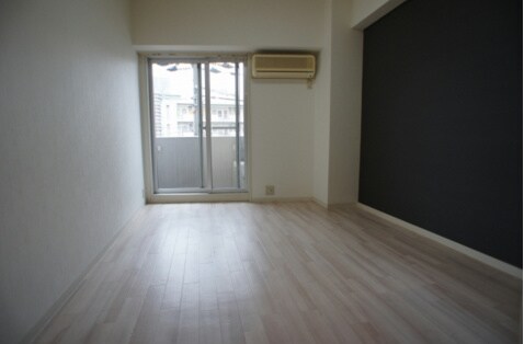 物件内観写真6　(洋室)